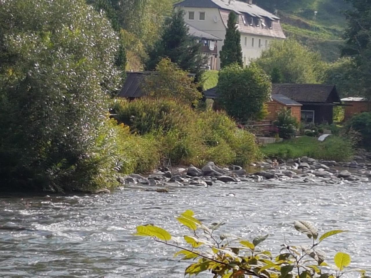 Riverside Ski Apartment Ramingstein Exteriör bild